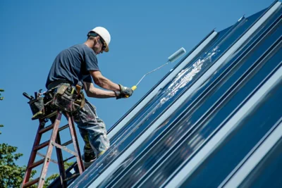 como pintar un techo de zinc con rodillo